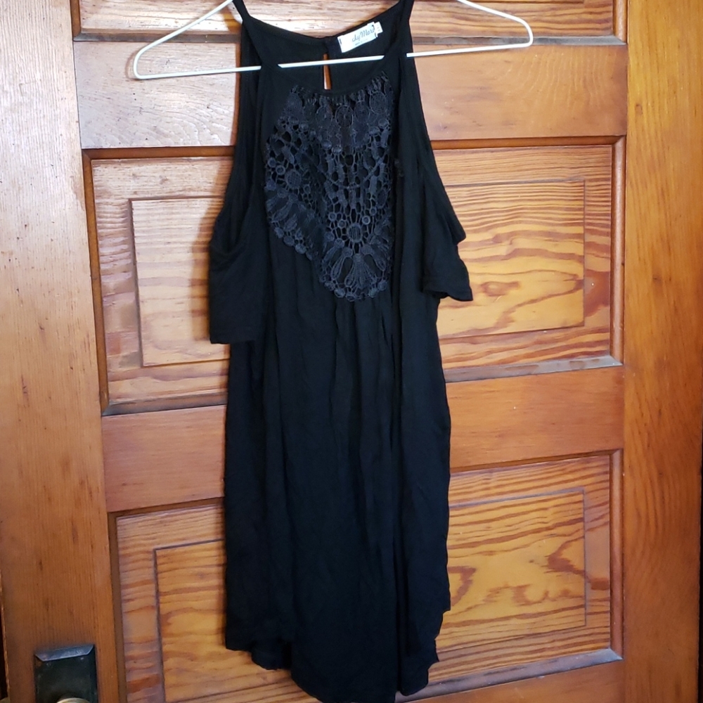 Cold shoulder top